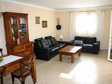 Ferienhaus in Sa Ràpita - Wohn-Esszimmer mit 2 Ledersofas