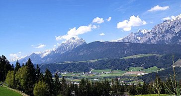 Ferienwohnung in Weerberg - Blick von unserem Haus zum Karwendel