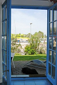 Ferienwohnung in Seedorf - Terrasse mit Blick auf den Hafen