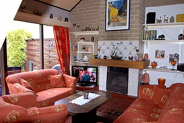 Ferienhaus in Bruinisse - Das Wohnzimmer mit grosser Fensterfront