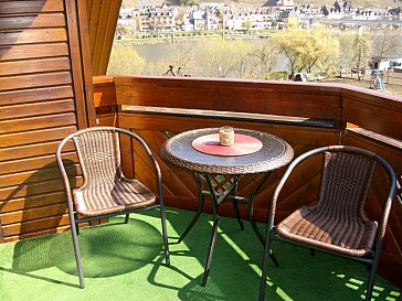 Ferienwohnung in Zell Mosel - Balkon mit Blick auf die Mosel