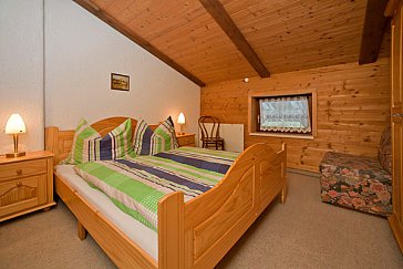 Ferienwohnung in Kirchdorf-Gasteig - Eines von zwei Schlafzimmern in den Appartements