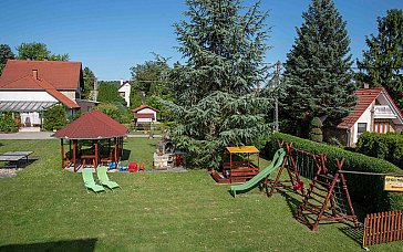 Ferienwohnung in Gyenesdiás - Spielplatz, Gartenpavilion, Grill, Tischtennis