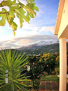 Ferienhaus in Cómpeta - Aussicht auf den Maroma im Winter