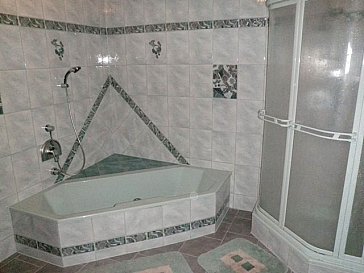 Ferienwohnung in Aflenz - Badezimmer im Apartement A 110m²
