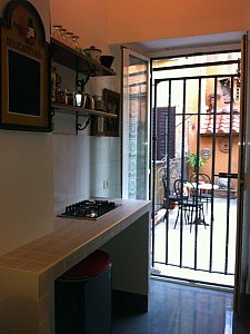 Ferienwohnung in Rom - Kochnische mit Terrasse