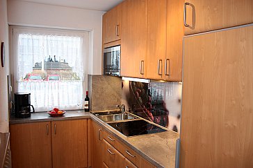 Ferienwohnung in Fischen im Allgäu - Moderne Komplett-Küche