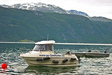 Ferienhaus in Balestrand - Motorboote (10 PS, 80 PS)