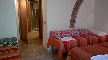 Ferienhaus in Campiglia Marittima - Schlafzimmer 3-Zi-Ferienwohnung