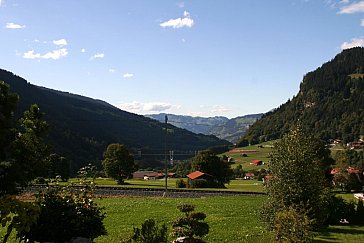 Ferienwohnung in Klosters - Aussicht Gartensitzplatz