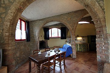 Ferienwohnung in Montescudaio - Villa Gli Archi für 6-8 Personen