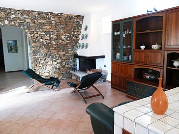 Ferienhaus in Ascea - Wohnzimmer mit offenem Kamin