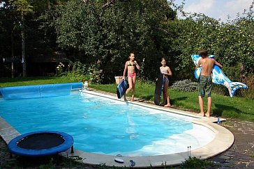 Ferienwohnung in Klosterneuburg-Kritzendorf - Pool im Obstgarten