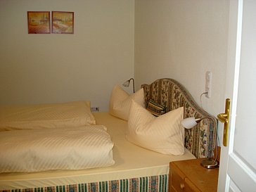 Ferienwohnung in Todtmoos - Schlafzimmer mit Polsterbett