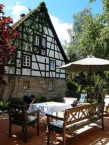 Ferienwohnung in Blaufelden-Herrentierbach - Holzterrasse Ferienwohnung Fritz