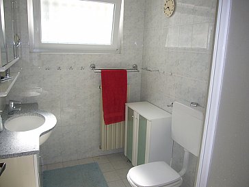 Ferienhaus in Porto Ceresio - Dusche / WC