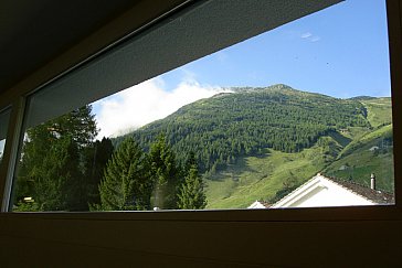 Ferienwohnung in Andermatt - Blick aus dem Fenster