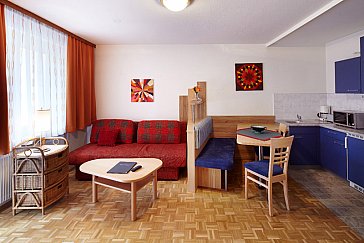 Ferienwohnung in Bad Schallerbach - Ferienwohnung Typ B - Wohnraum mit Essplatz, Küche