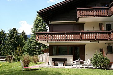 Ferienwohnung in Klosters - Sitzplatz