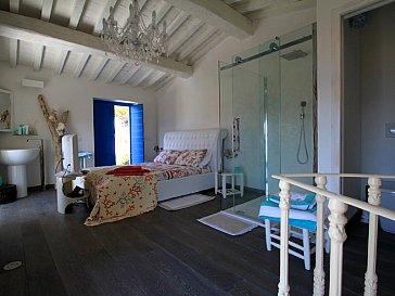 Ferienhaus in Chiessi - Suite mit super Dusche und privat Bad