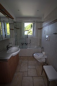 Ferienwohnung in Porto Ronco - Badezimmer