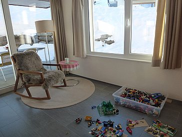 Ferienwohnung in Vella - Wohnzimmer mit Spielsachen