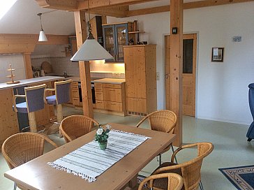 Ferienwohnung in St. Ulrich am Pillersee - Esstisch und Küche