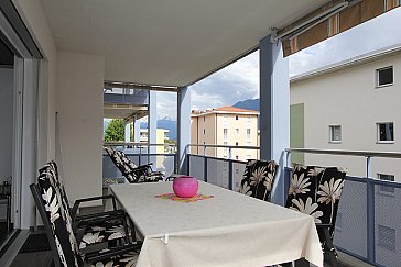 Ferienwohnung in Losone - Balkon mit Bakonmöbel