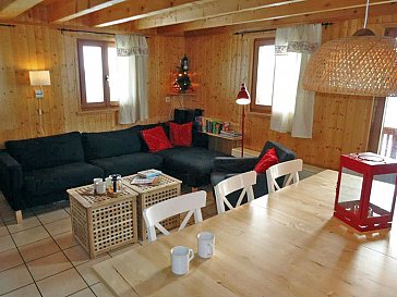 Ferienhaus in Blatten-Belalp - Im Wohnraum