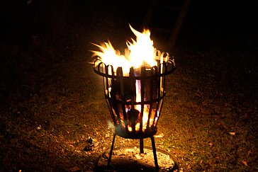 Ferienwohnung in Hinterzarten - Feuerschale abends beim Grillen
