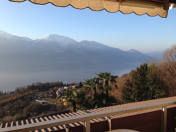 Ferienwohnung in Contra - Aussicht auf Lago Maggiore