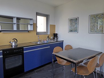 Ferienwohnung in Locarno-Muralto - Grosse Küche mit Esstisch