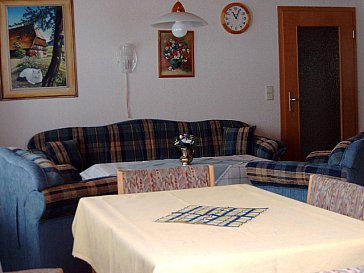 Ferienwohnung in St. Georgen-Langenschiltach - Wohnung 1, grosses Wohnzimmer mit Essecke