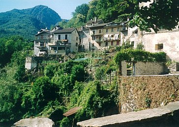 Ferienhaus in Orasso - Nachbarort Spoccia