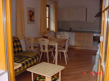 Ferienwohnung in Brixen - Gemütliche Wohnküche 2