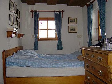 Ferienhaus in Ebene Reichenau - Ein Schlafzimmer im Obergeschoss 1/2