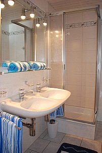 Ferienwohnung in Saas-Almagell - WC / Dusche