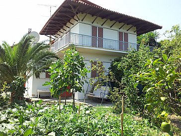 Ferienhaus in Rododafni - Das 7-Zimmer Ferienhaus Filareton