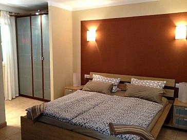 Ferienhaus in Sa Ràpita - Schlafzimmer mit Ankleide und Bad en suite