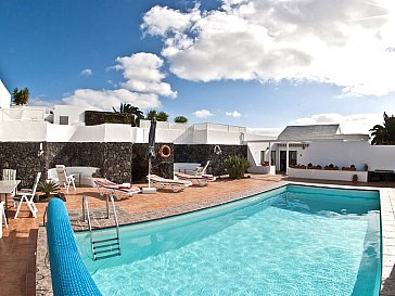 Ferienhaus in Costa Teguise - Poolbereich