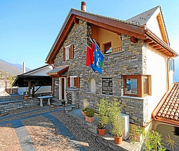 Ferienhaus in Brione sopra Minusio - Bild1