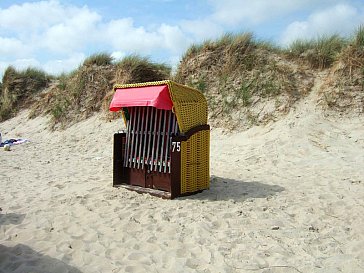 Ferienwohnung in Alkersum - Strandkorb am Strand