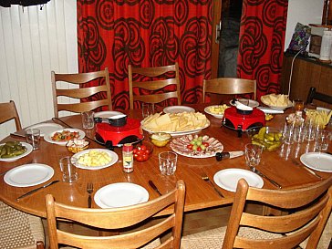 Ferienwohnung in Crans-Montana - Gemütlicher Raclette-Abend