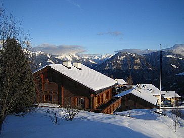 Ferienwohnung in Urmein - Blick nach Südost Bergkette