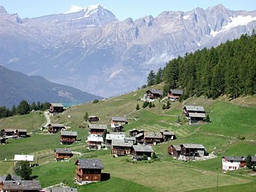 Ferienwohnung in Gspon - Gspon von Norden her gesehen