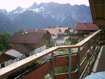 Ferienwohnung in Bartholomäberg - Vom Balkon aus haben Sie alles im Blickfeld