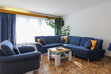 Ferienwohnung in Fieschertal - Lichtdurchflutetes Wohnzimmer