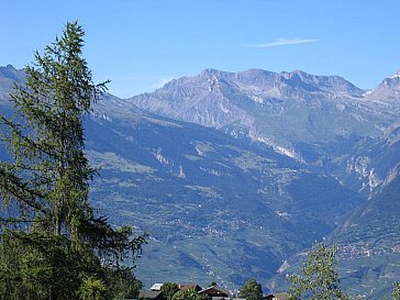 Ferienhaus in Haute-Nendaz - Blick von der Terrasse auf die Nordalpen