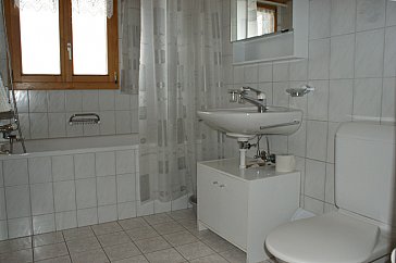 Ferienwohnung in Kandersteg - Badezimmer