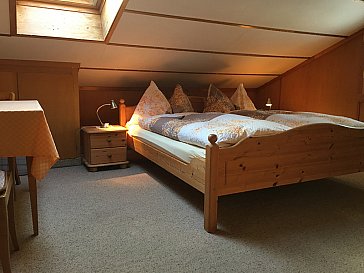 Ferienwohnung in Kandersteg - Schlafzimmer 1